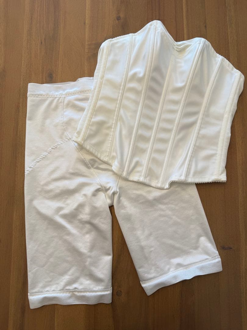 ブライダルブルーム ラグジュアリービスチェ 75 ガードルL