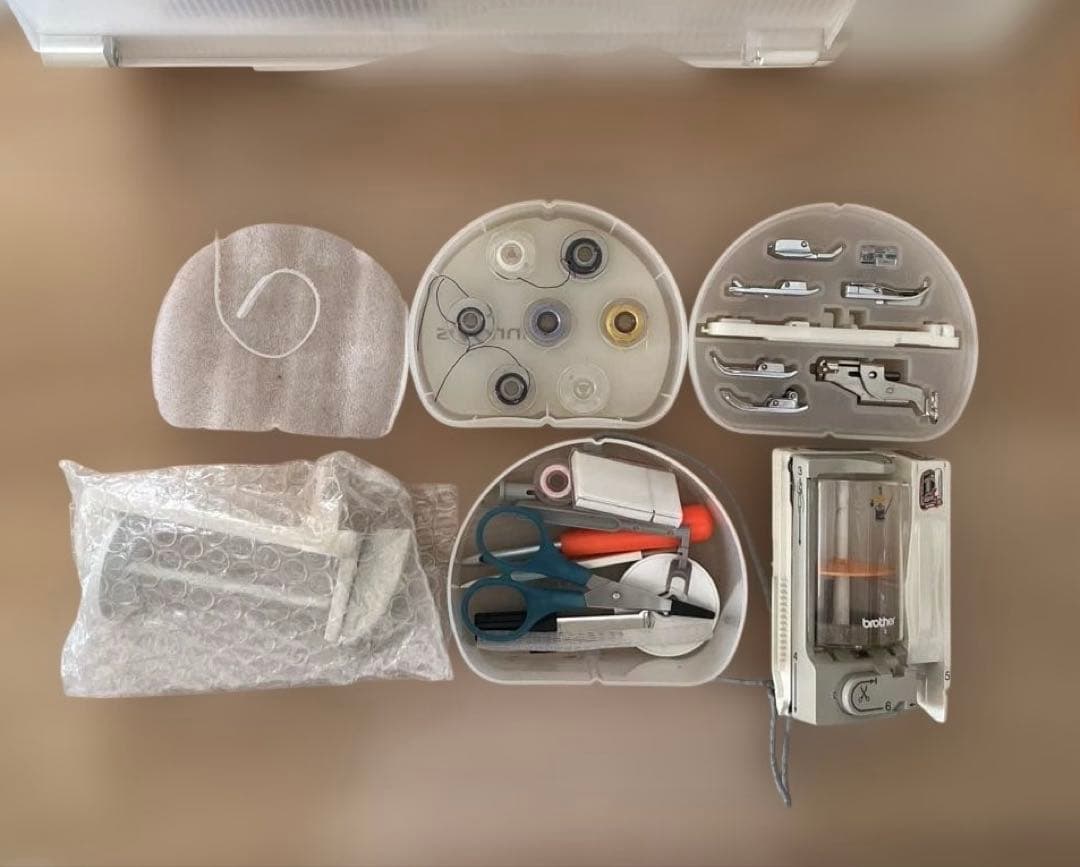 ジャンク　ブラザー刺しゅう機付コンピュータミシンInnovis N80