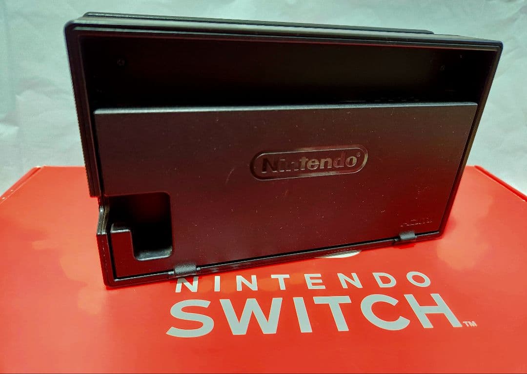 よ*ん様 《 美品 》Nintendo Switch 本体 ☆セット☆100%機