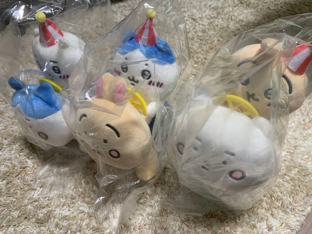 ちいかわらんど　ぴーぽぽぬいぐるみ　ちいかわ　ハチワレ　うざき　3体セット