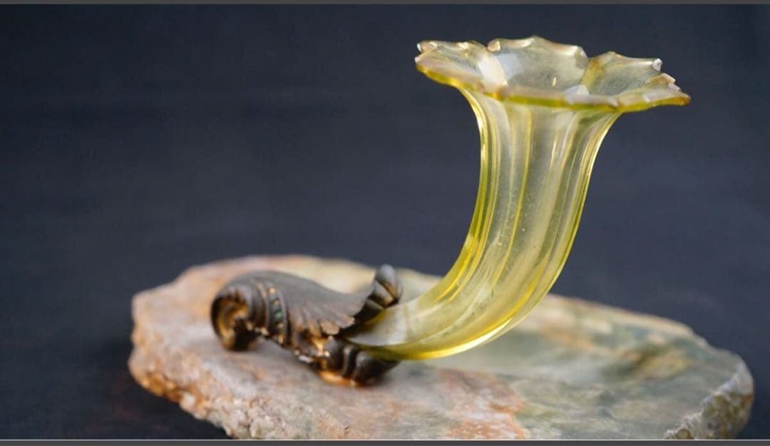 西洋 豊穣の角 コルヌコピア フリル ウランガラス 金彩 小物入れ 時代物