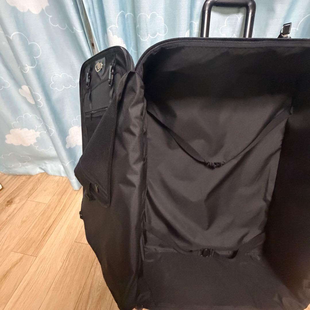 激安送料込‼️シフレ　エスケープ　大容量115L ソフトスーツケース　ちきりんさん