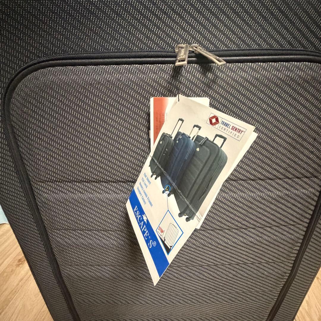 激安送料込‼️シフレ　エスケープ　大容量115L ソフトスーツケース　ちきりんさん