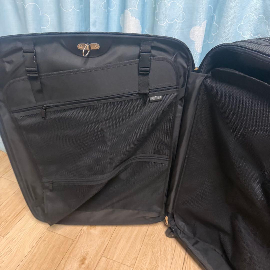 激安送料込‼️シフレ　エスケープ　大容量115L ソフトスーツケース　ちきりんさん
