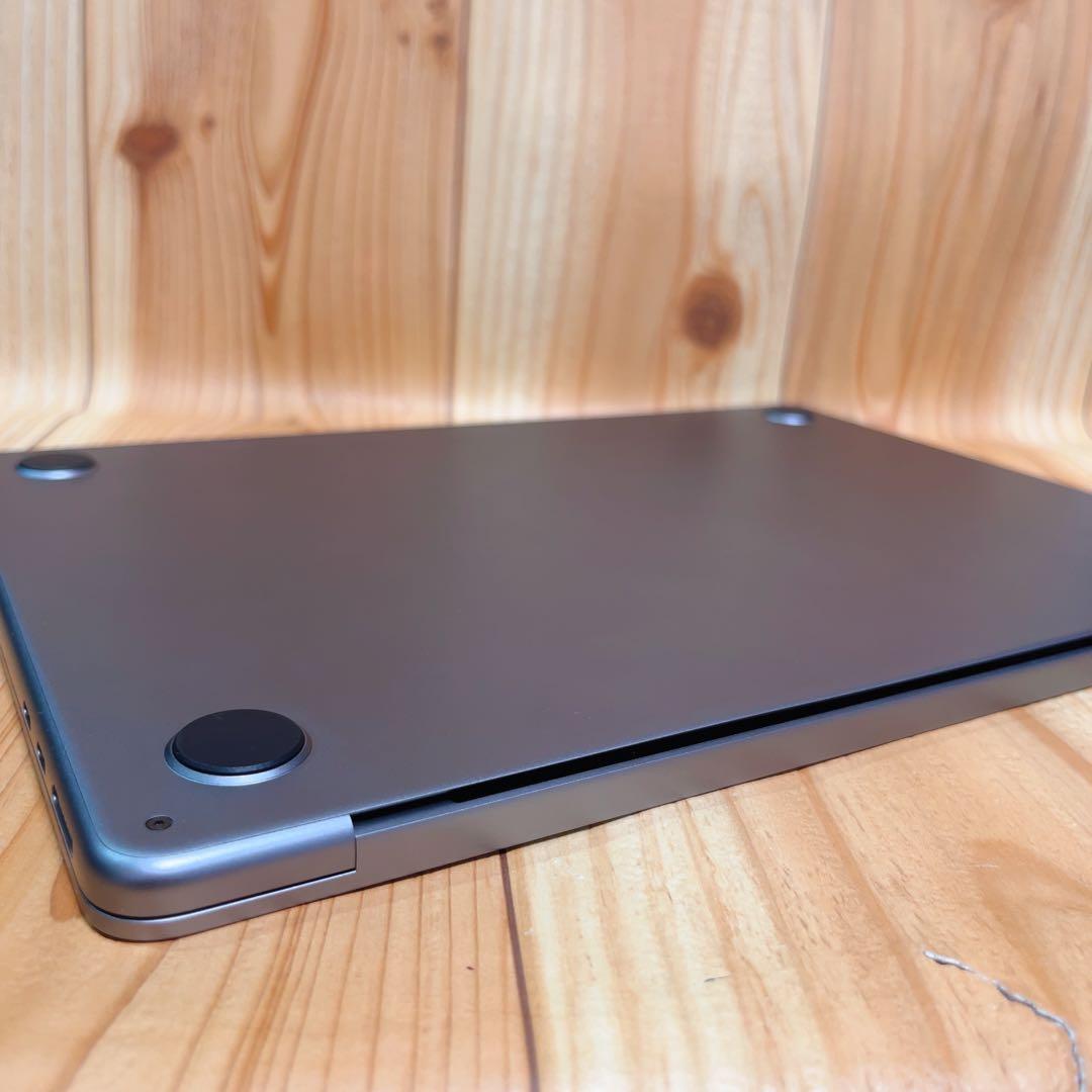 Apple MacBook Air 13インチ M2 2020 本体402A