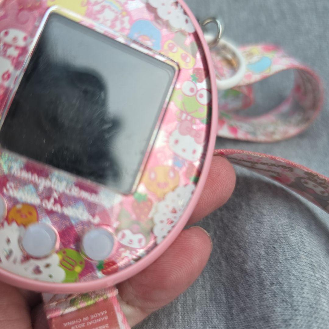 【週末限定値下げ】たまごっちみーつ サンリオコラボ ストラップ付き