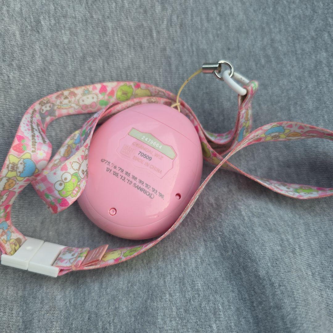 【週末限定値下げ】たまごっちみーつ サンリオコラボ ストラップ付き