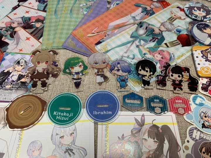 にじさんじ★まとめ売り★アクリル★缶バッジ★カード★ファイル★シールなど、、、