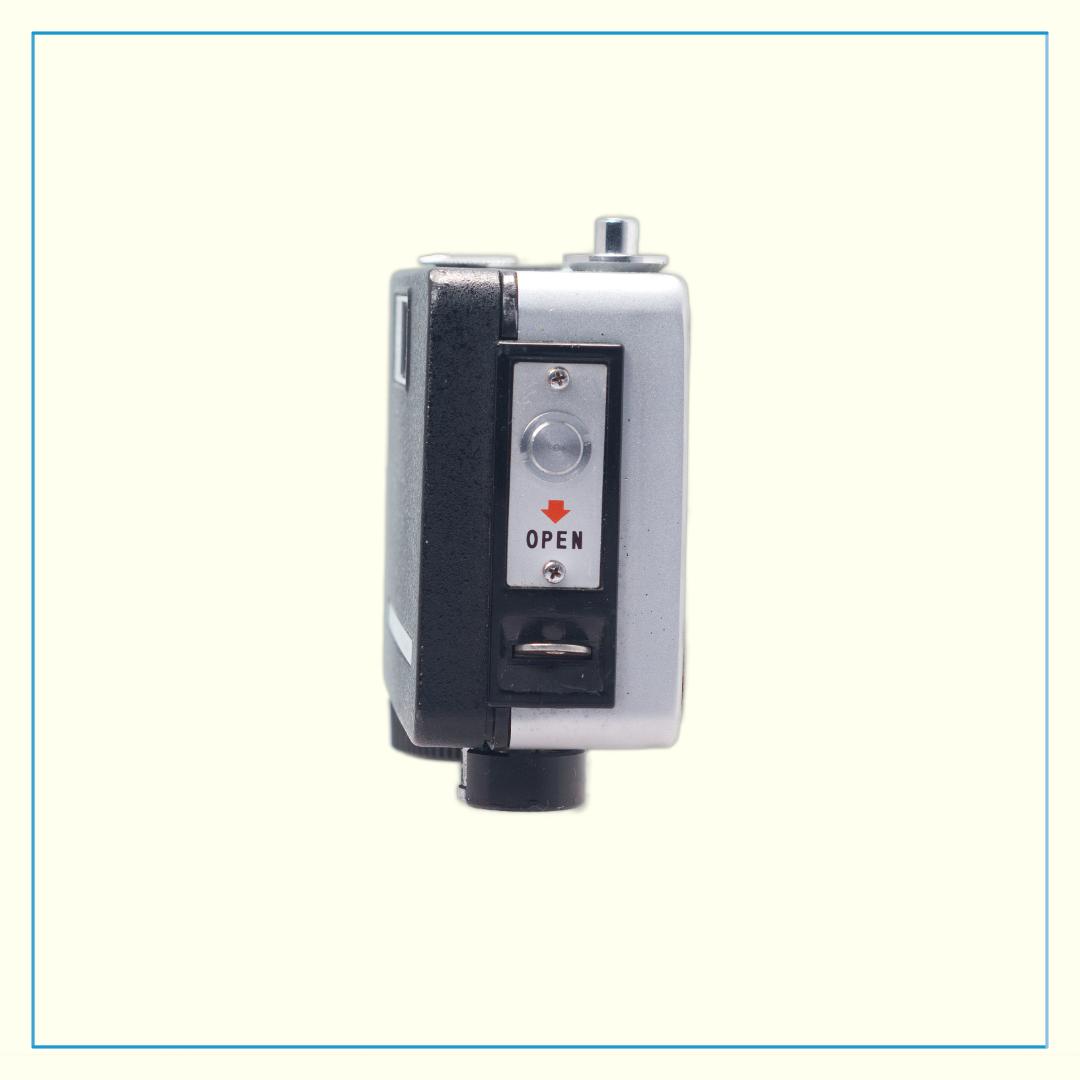 ✽AUTO　HALF　Ｅ✽ オートハーフ✽ハーフカメラ✽