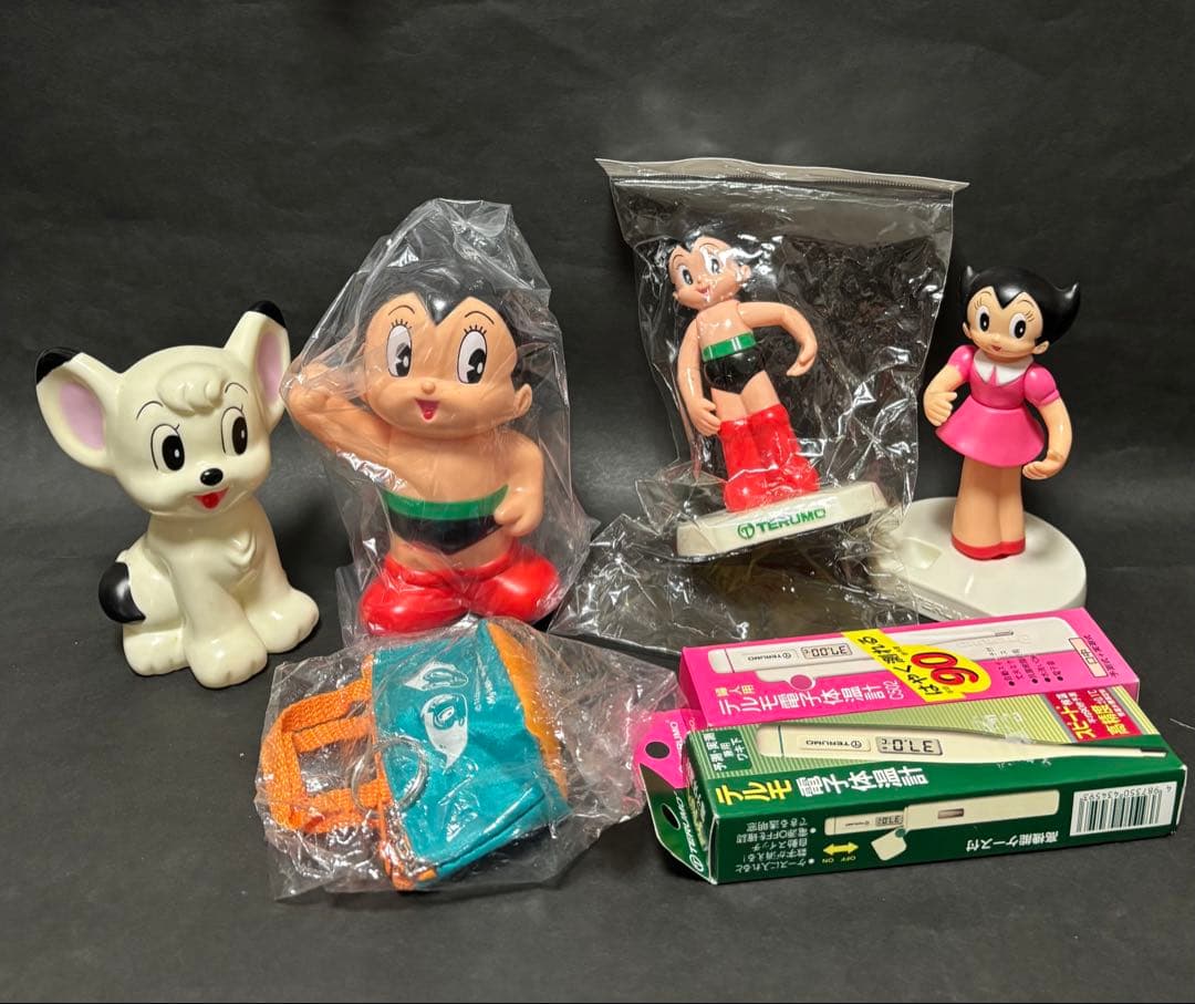 手塚治虫　ノベルティ　ジャングル大帝レオ ・鉄腕アトム・ウランちゃん