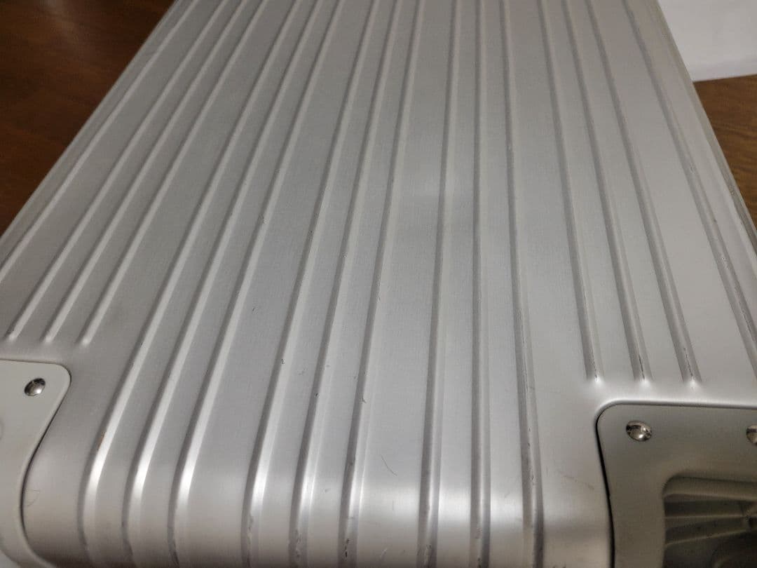 メルセデス・ベンツ シルバー キャリーケース 中古 値引き可 説明必読