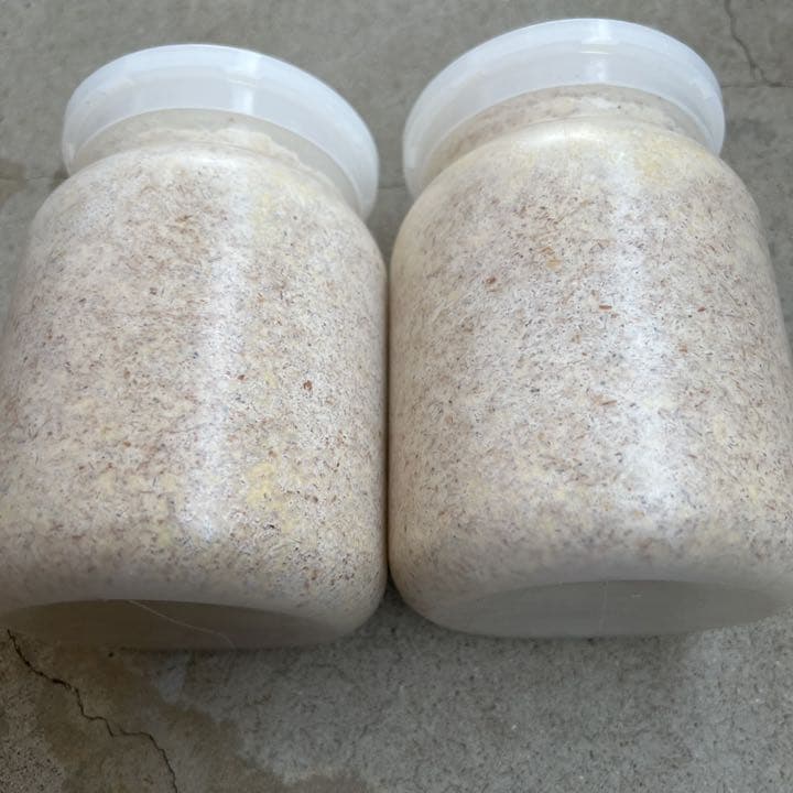 カワラ菌糸ビン　1100 4本　　1400 3本