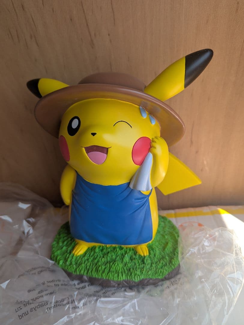 アメリカ　ポケモンセンター　ピカチュウ　オス　ガーデン　フィギュア スタチュー