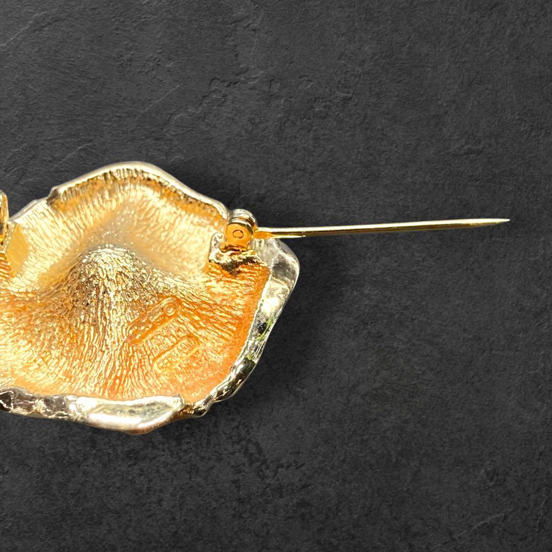 vintage Dior 花モチーフ フェイクパール ブローチ 221