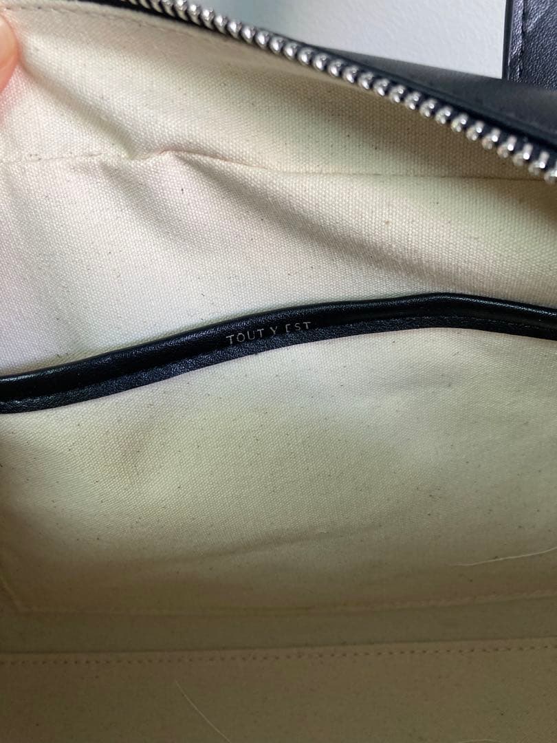 Tout y est ハンドバッグ