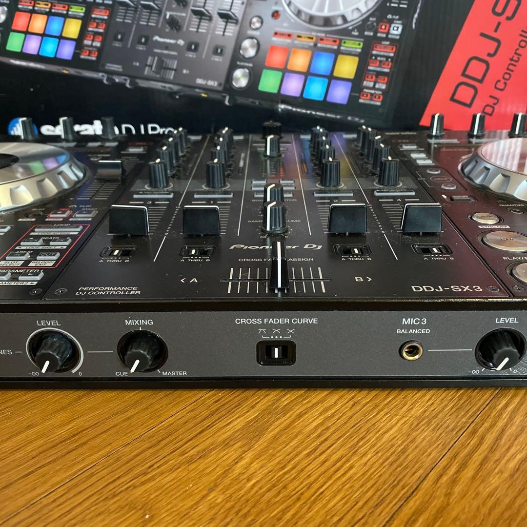 Pioneer DJ DDJ-SX3 コントローラー