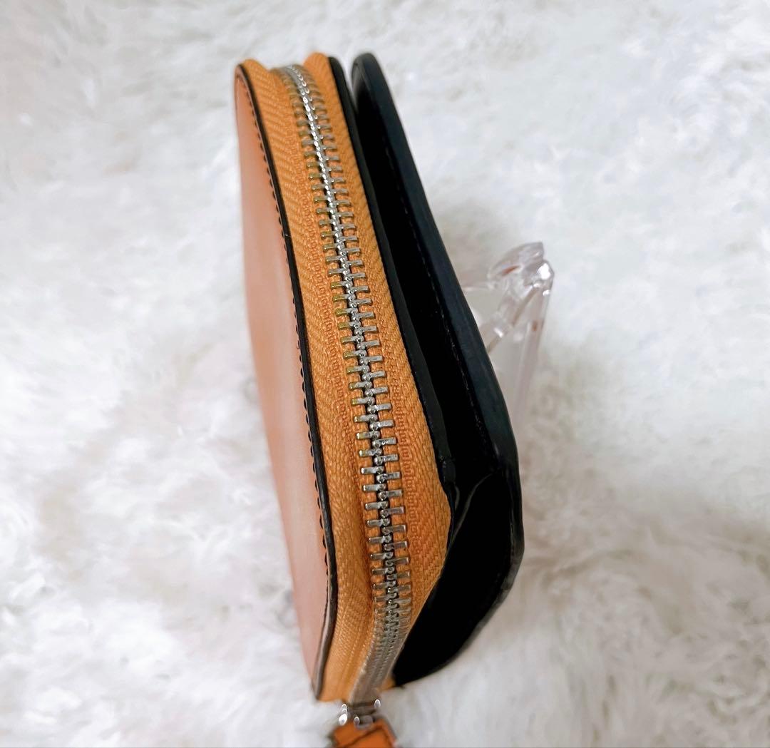 ち*ち様 【新品】Vivienne Westwood ヴィヴィアン 2つ折り財布