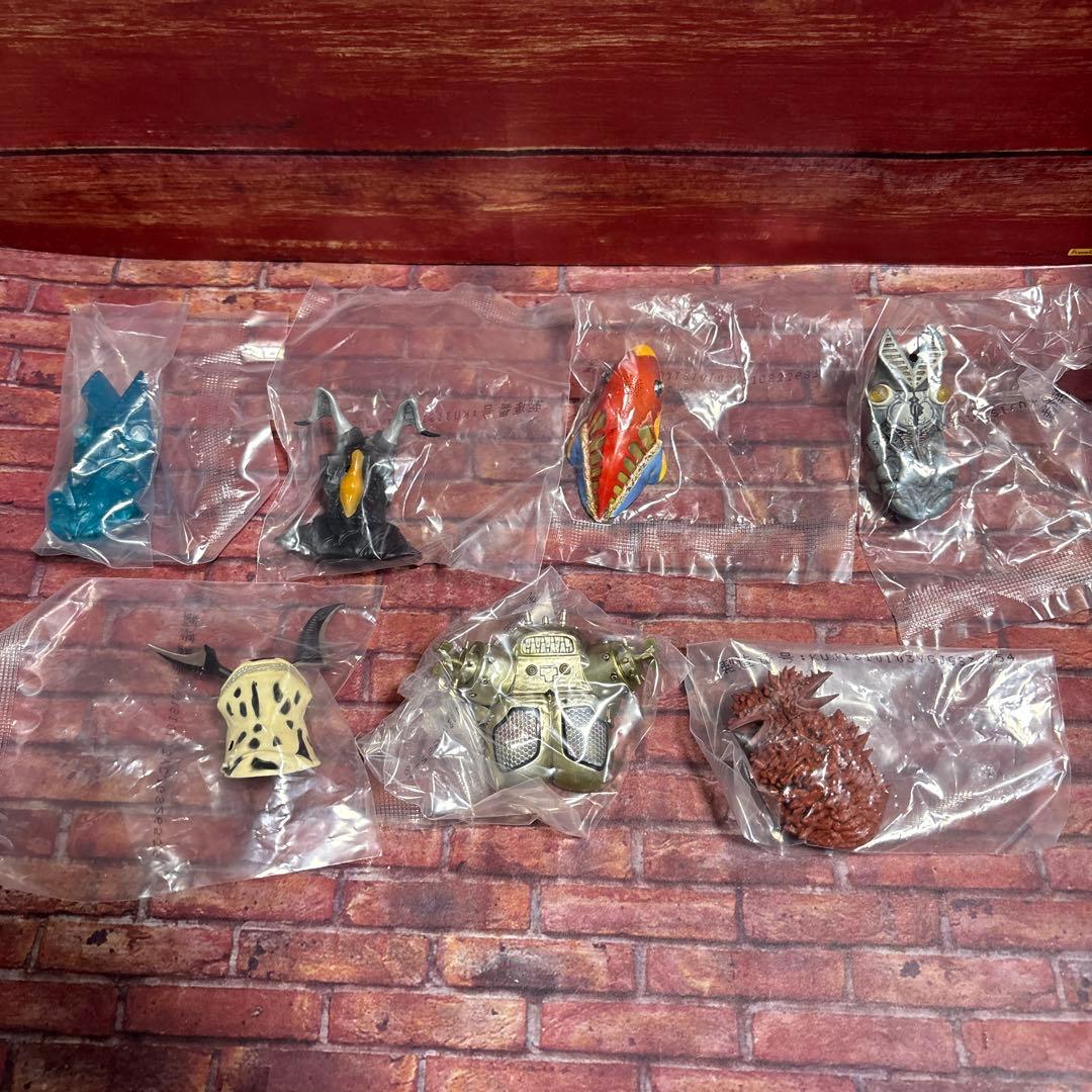 一番くじ 怪獣超大全 F賞 怪獣頭鑑 ウルトラ怪獣vol.1 全7種　コンプ