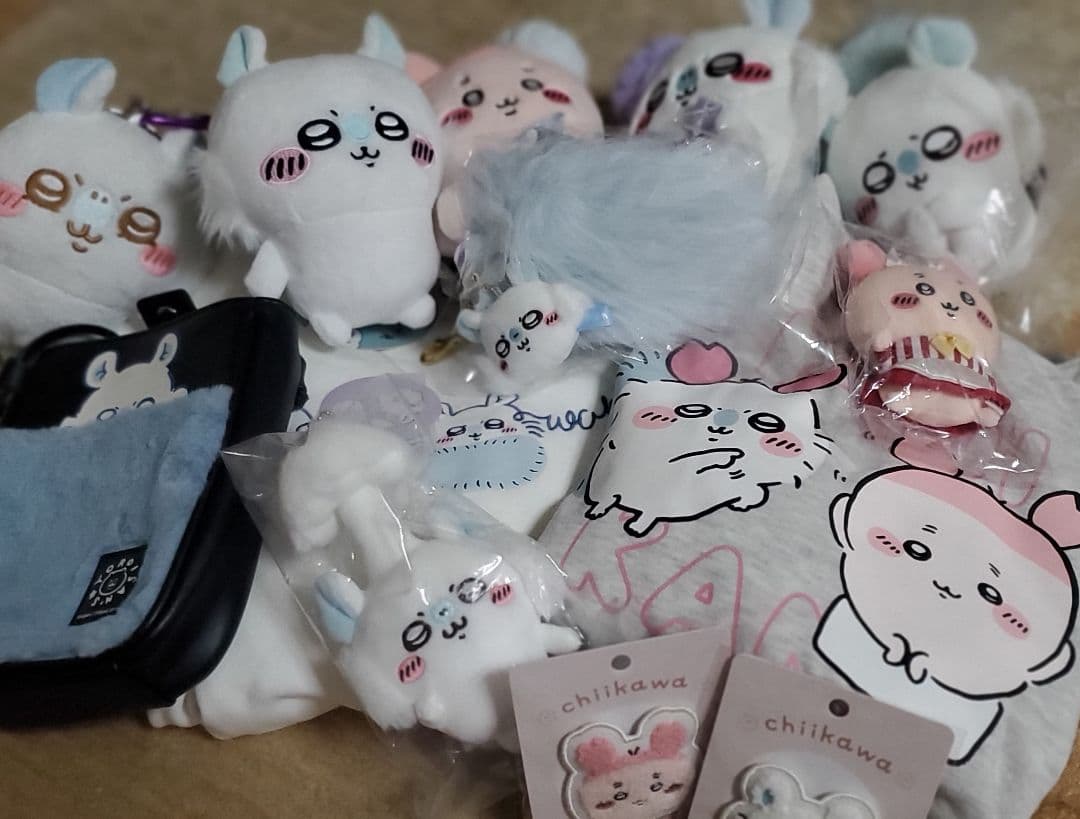 ちいかわ　モモンガ&カニちゃん　古本屋　13点セット　バラ売り不可