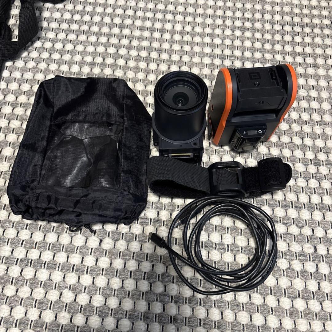 SOLOSHOT.3 ビデオカメラ本体 (純正カバー, 社外品レンズカバー付き)