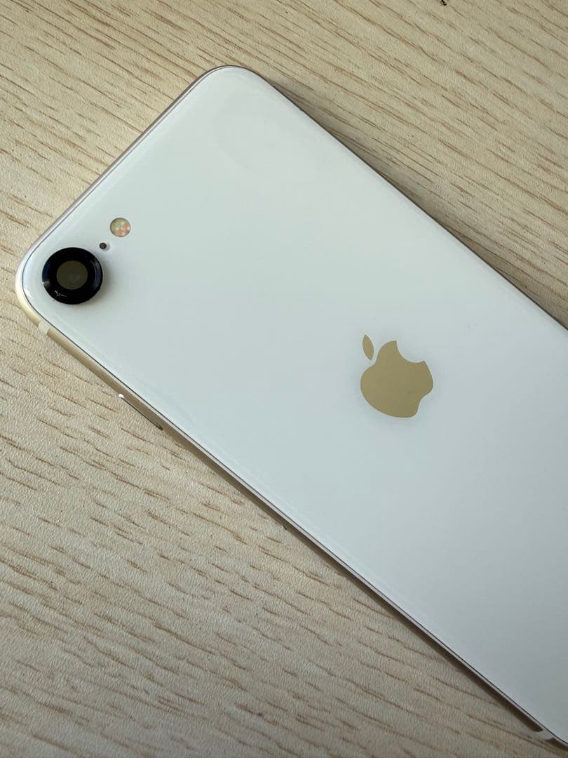 極美品 iPhoneSE3 128GB スターライト