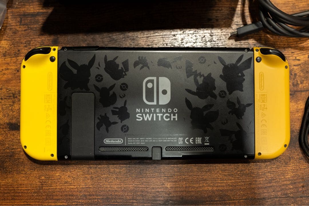 Nintendo Switch 『Let’s Go! ピカチュウ』セット