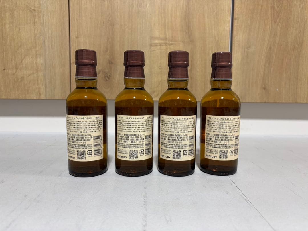 あ*ん様 サントリー シングルモルトウイスキー 山崎 180ml ×4本