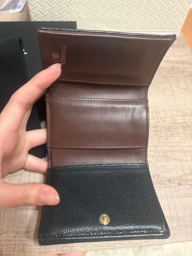 CHANEL キャビアスキン 三つ折り財布 黒