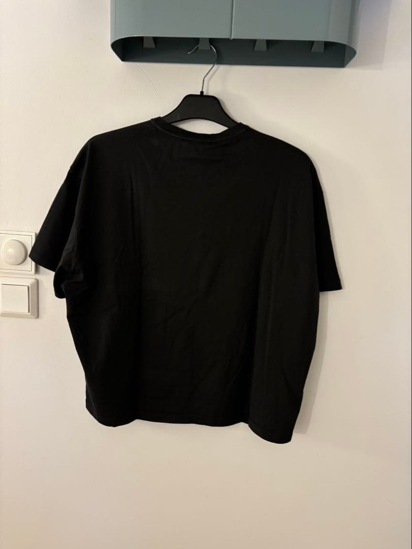 RIER Vネック Tシャツ ブラック M