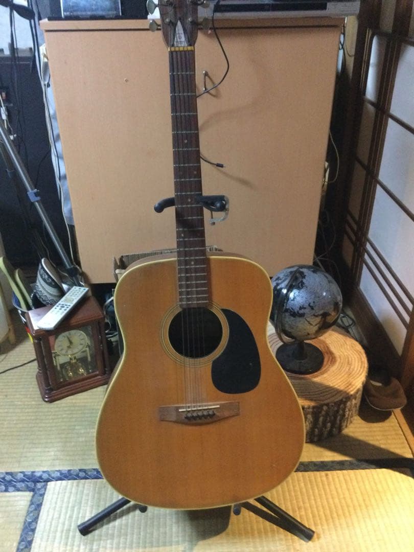 SUZUKI アコースティックギター 値下げしました