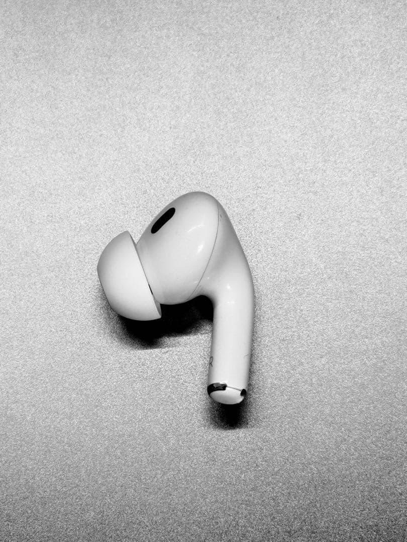 最安！AirPods Pro 第2世代 本体＋おまけケース付き 動作良好✨