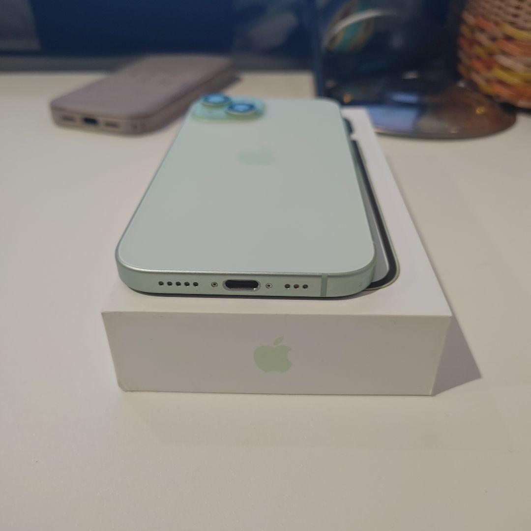 iPhone 15　本体　バッテリー91%　ケース　フィルム付き