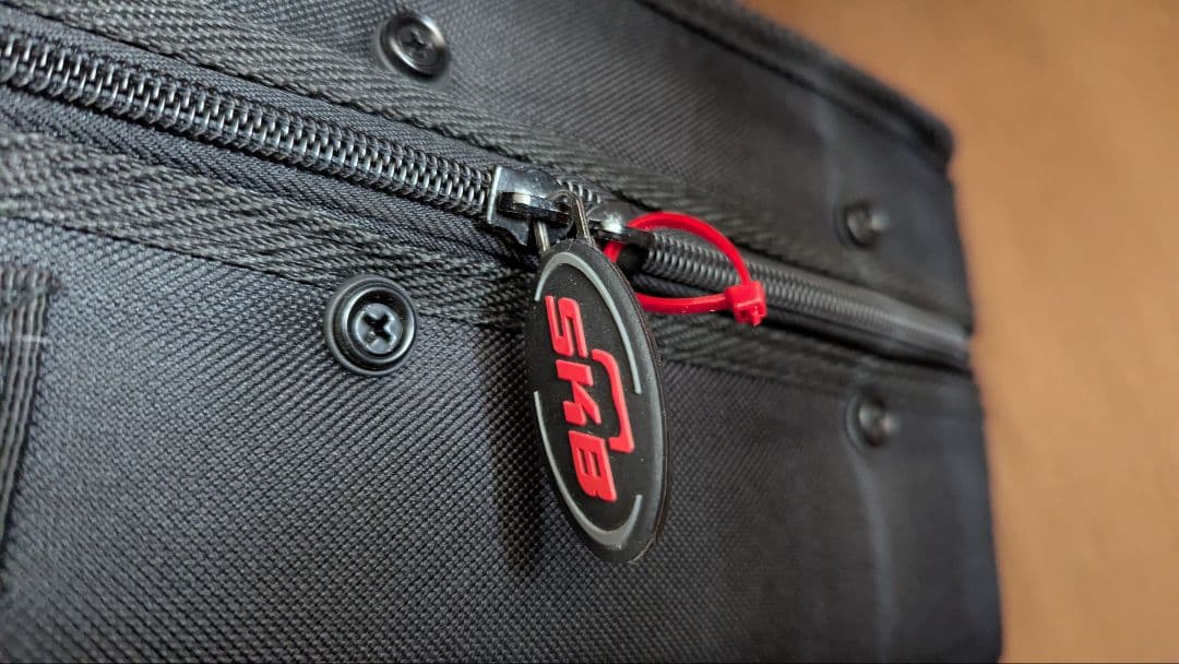 LINE6 POD HD500【ジャンク】＋SKB マルチエフェクターケース