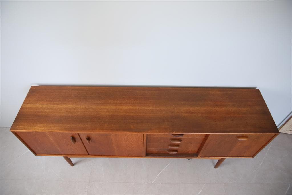 英国アンティークG-PLANジープランフレスコサイドボード/チェスト(88-9)