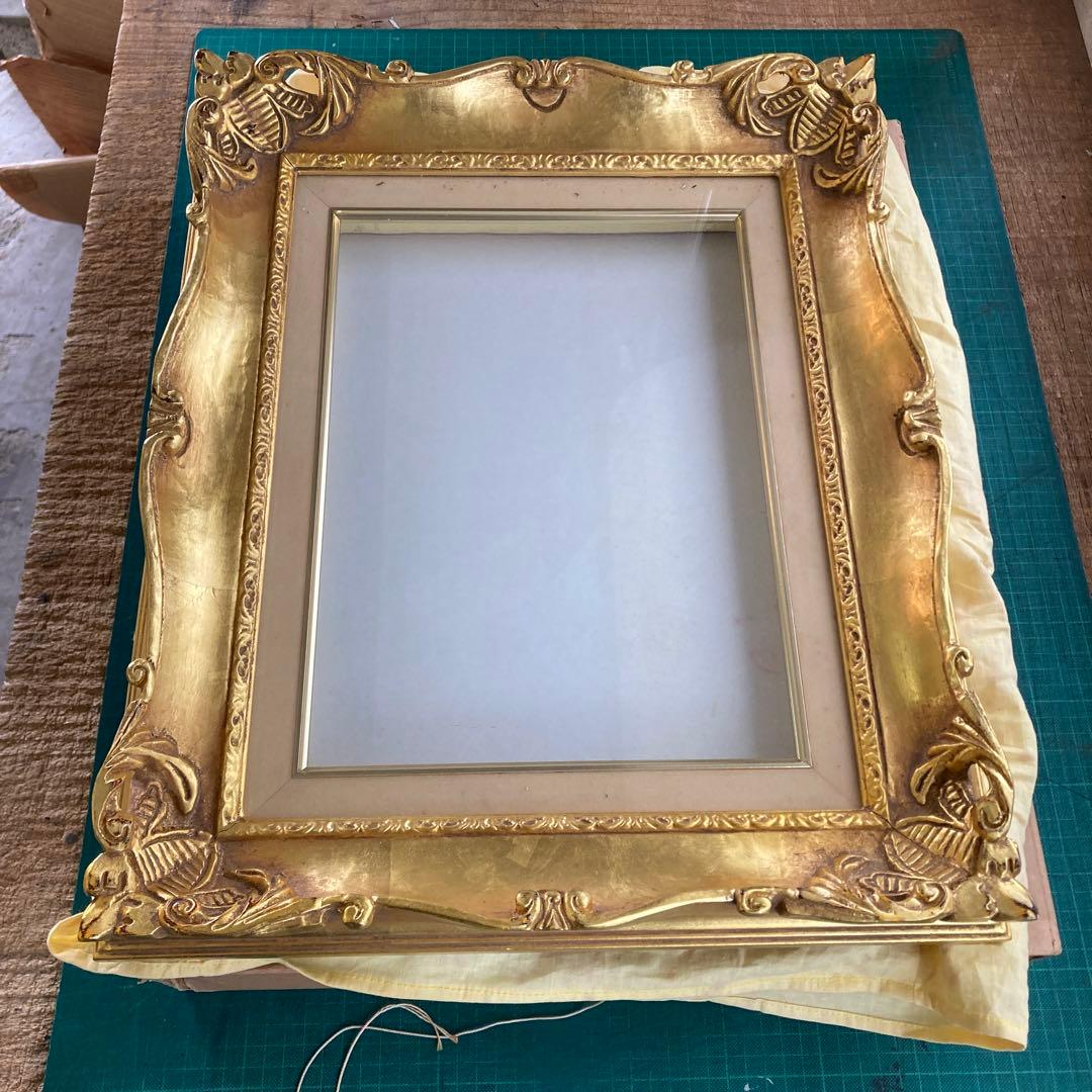 豪華金装飾 F4号 油彩額縁 ゴールドフレーム 布カバー 箱付き