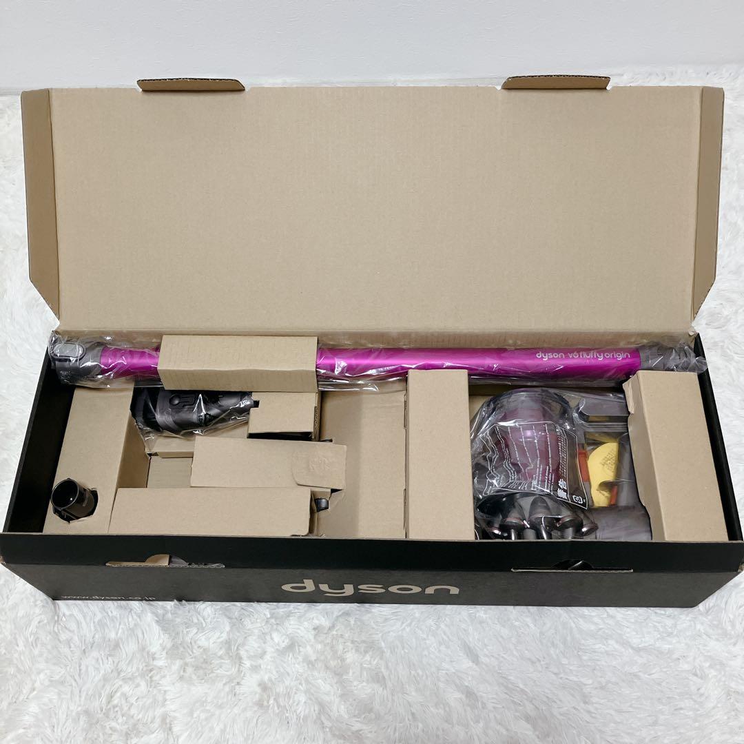 未使用 ダイソン dyson v6 fluffy origin DC74