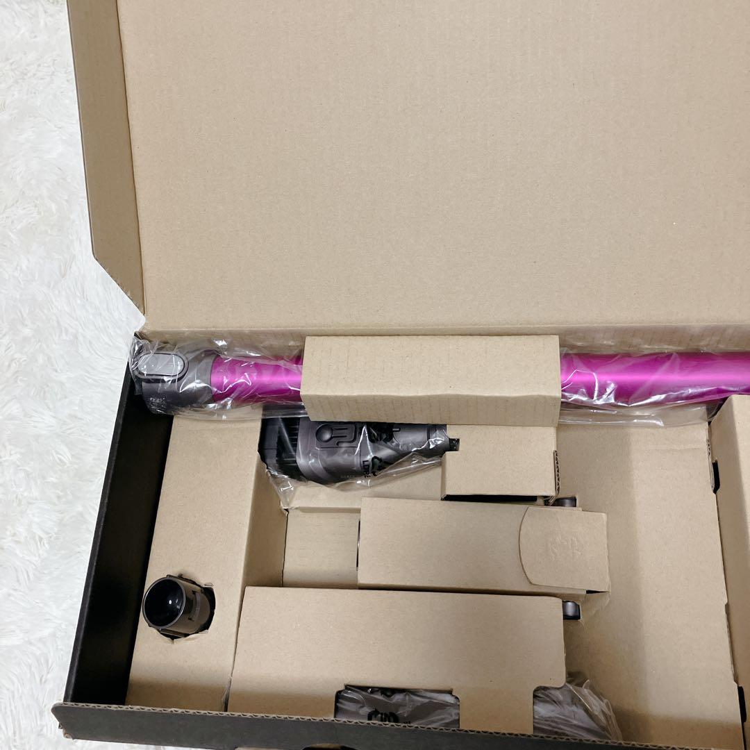 未使用 ダイソン dyson v6 fluffy origin DC74
