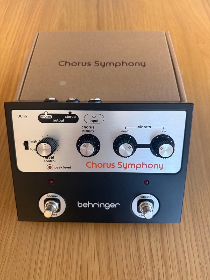 behringer Chorus Symphony ギターエフェクター