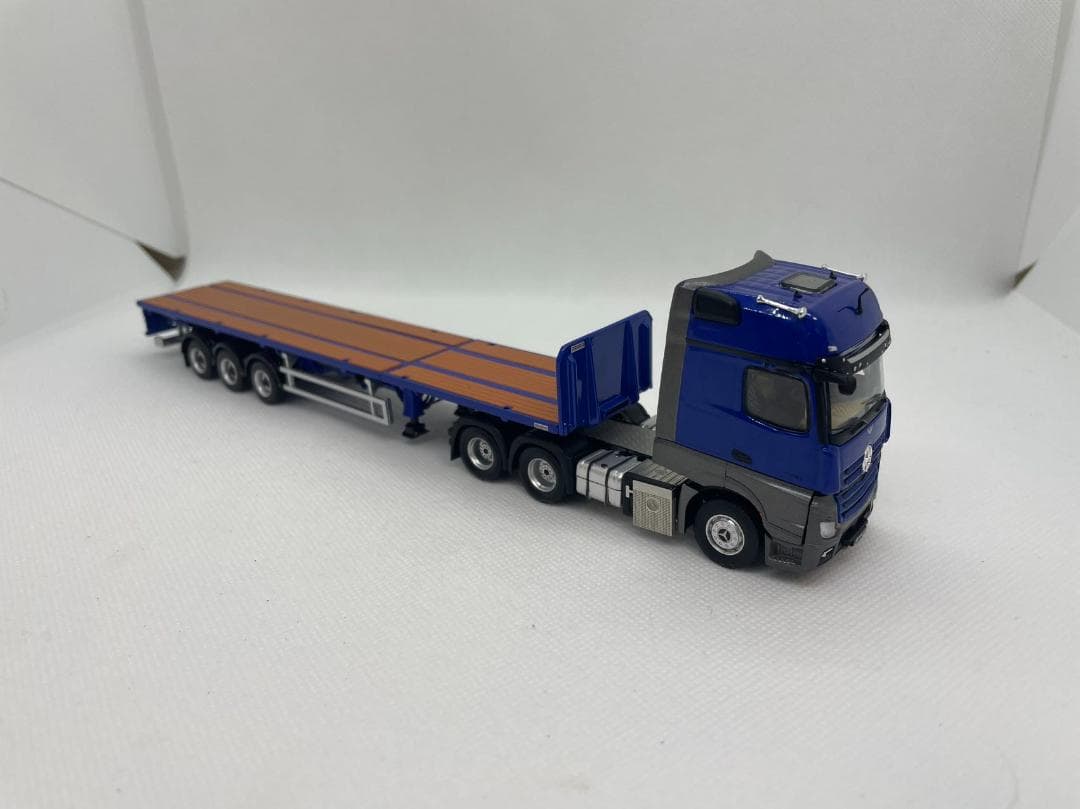35R-001 GCD 1/64 ACTROS GIGASPACE 6×2