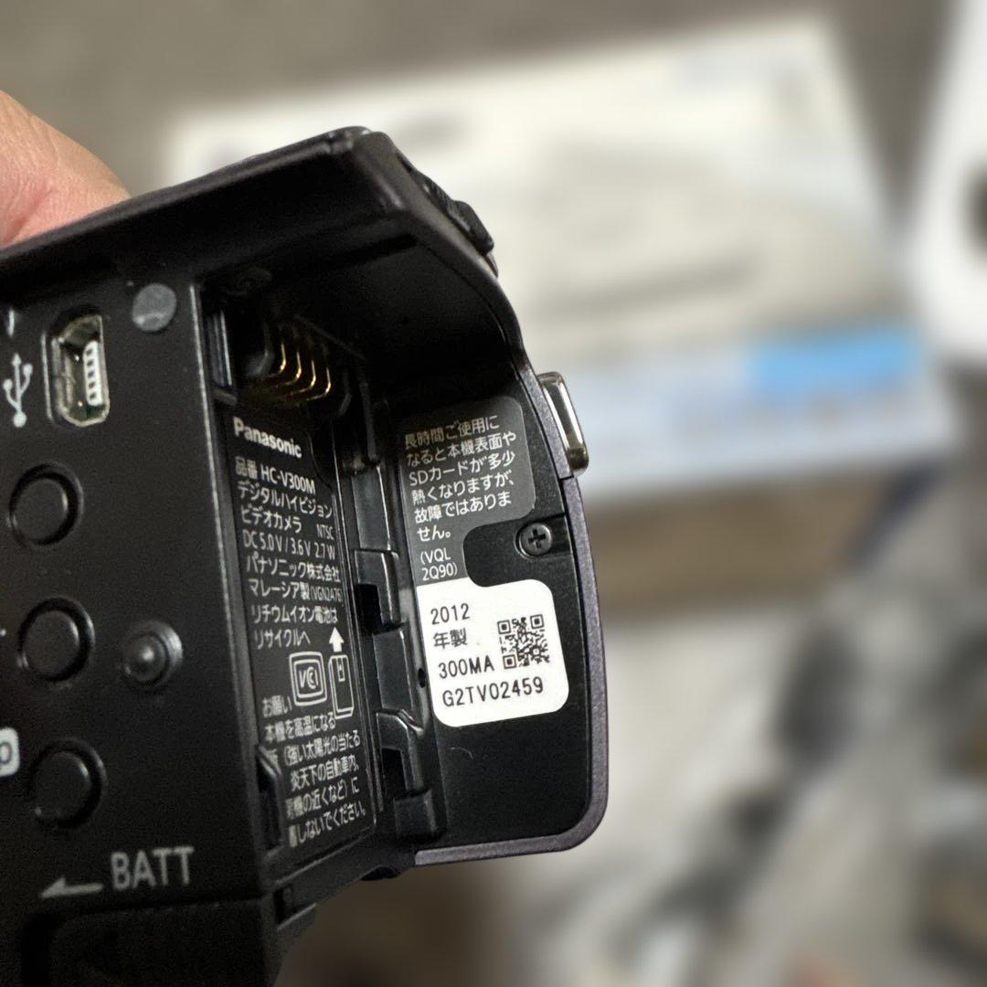 【良品】Panasonic HC-V300M　ビデオカメラ