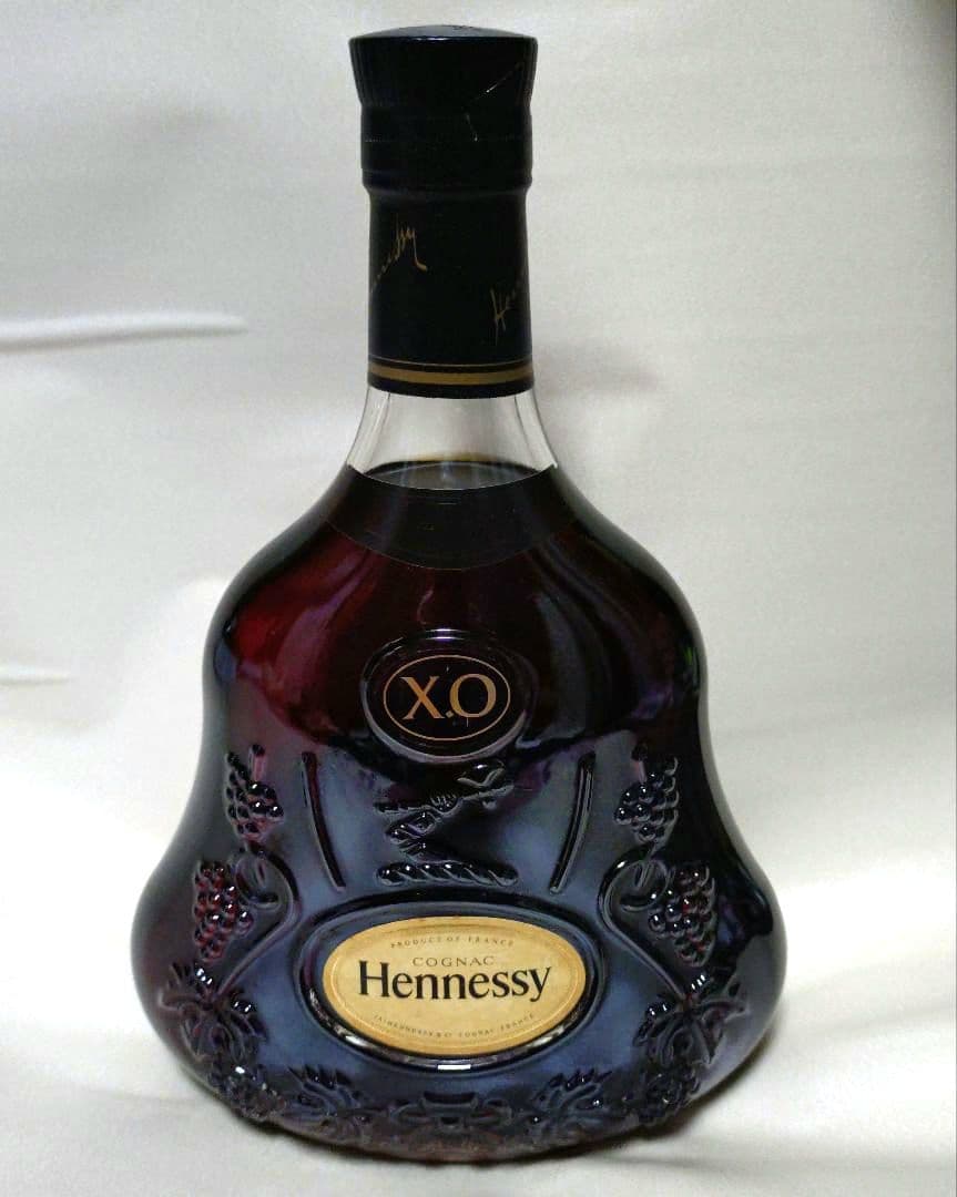 ヘネシーHennessy XO 700ml 40%　古酒　黒キャップ