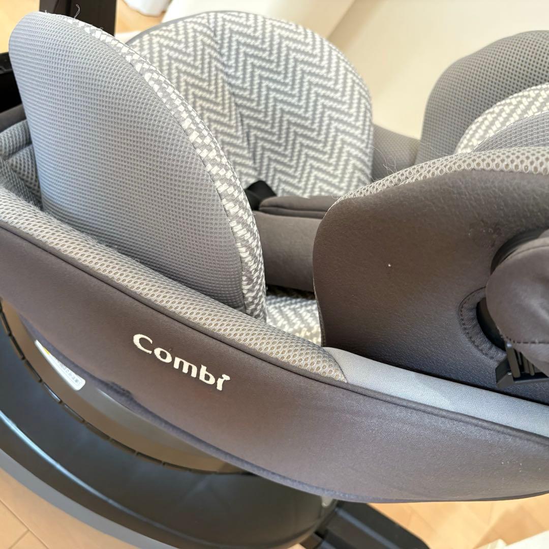 コンビ ISOFIX固定 クルムーヴスマート チャイルドシート