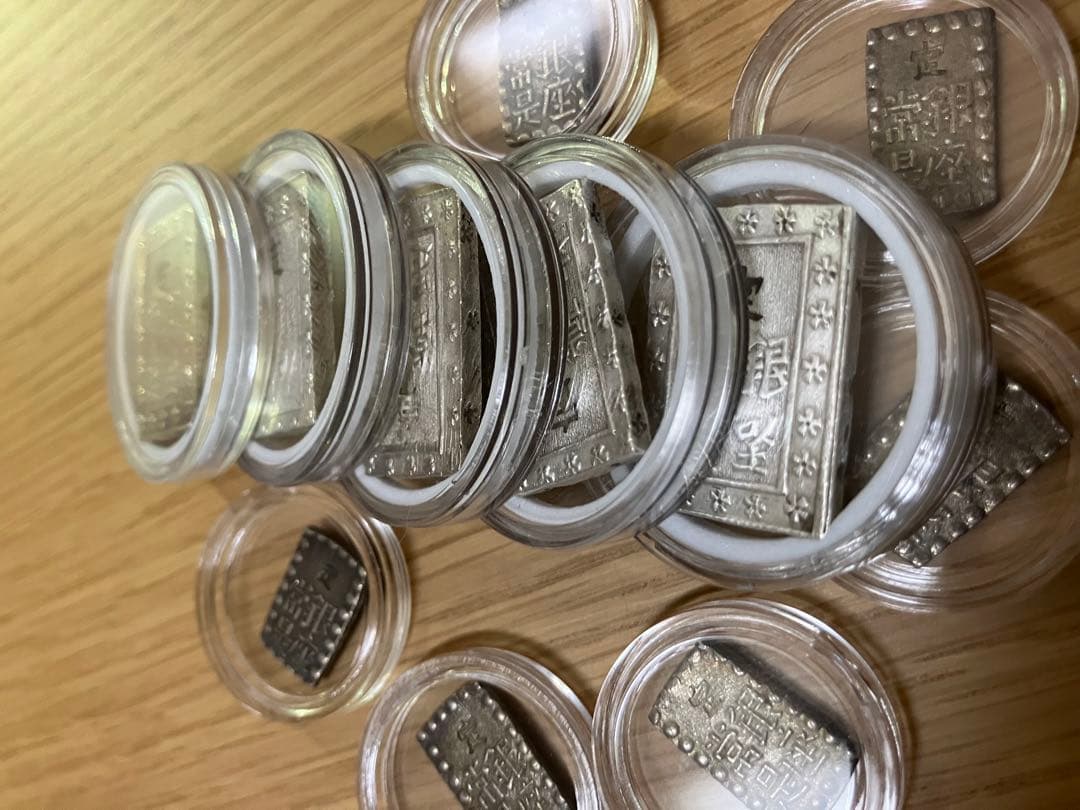 一分銀　一朱銀