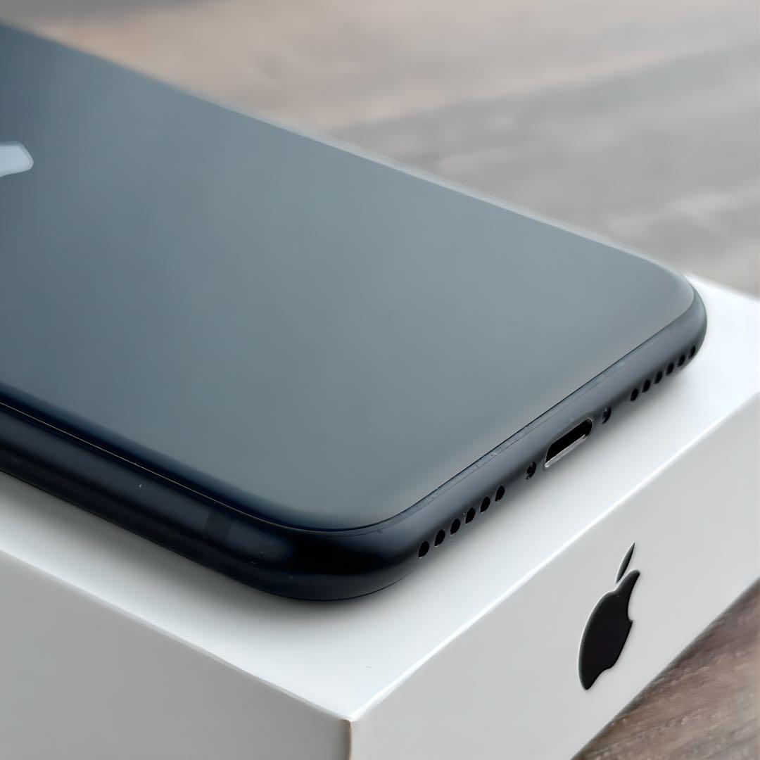 【美品☆】iPhoneSE 第3世代 本体 Midnight 128GB