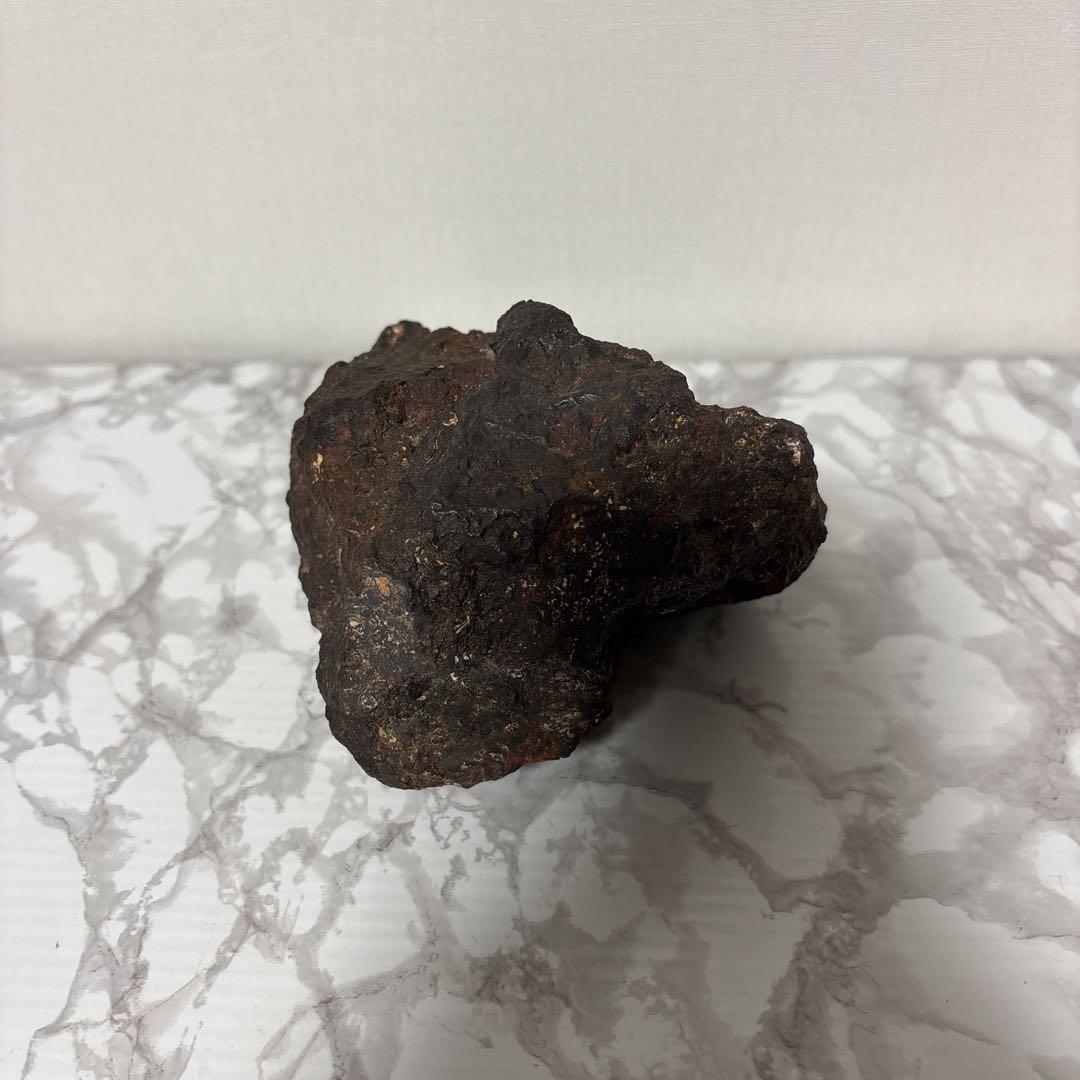 赤鉄鉱（ヘマタイト） 重さ2.2㎏　幅14㎝　鑑賞石 自然石 天然石 鉱物 置物