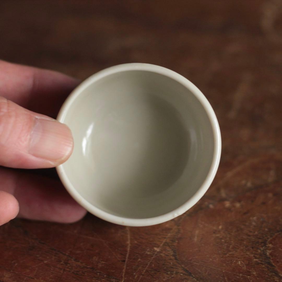 古伊万里 白磁 胴紐 半筒盃 ちょこ ぐい呑み 酒器 古美術 古道具