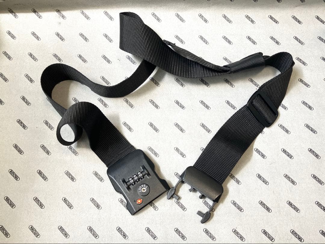 M*8様 RIMOWA アルミニウム製キャリーケース 2輪 約50リッター ビン