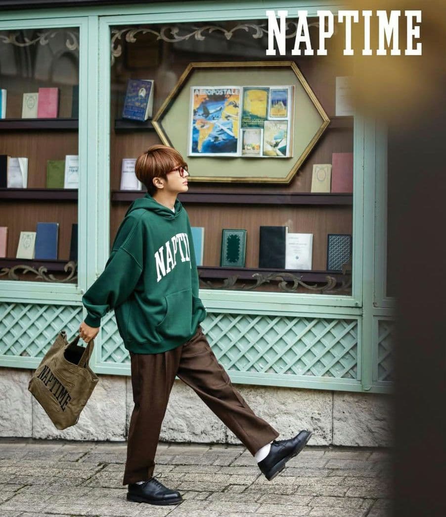 Naptime 2022 F/W collection フード付きスウェット