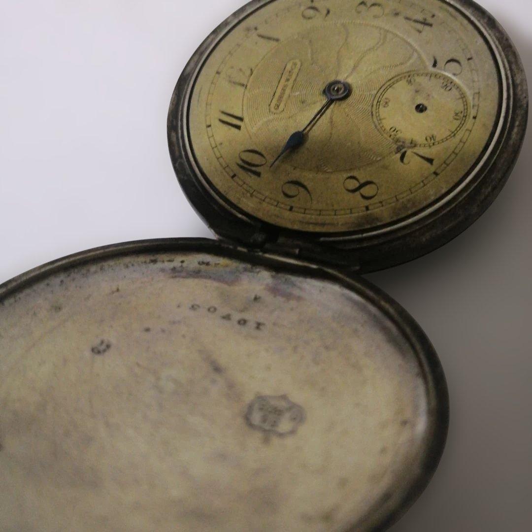 k*3様 懐中時計 アナログ表示 金属チェーン付きビンテージ