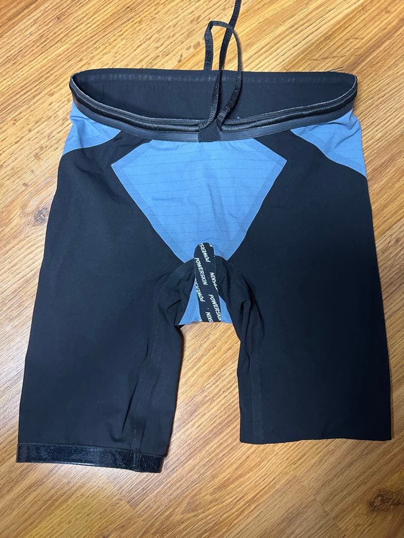 arena 競泳水着 カーボン　エア2